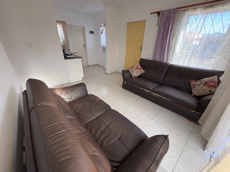 2 Bedroom Property for Sale in Rondevlei Park Western Cape